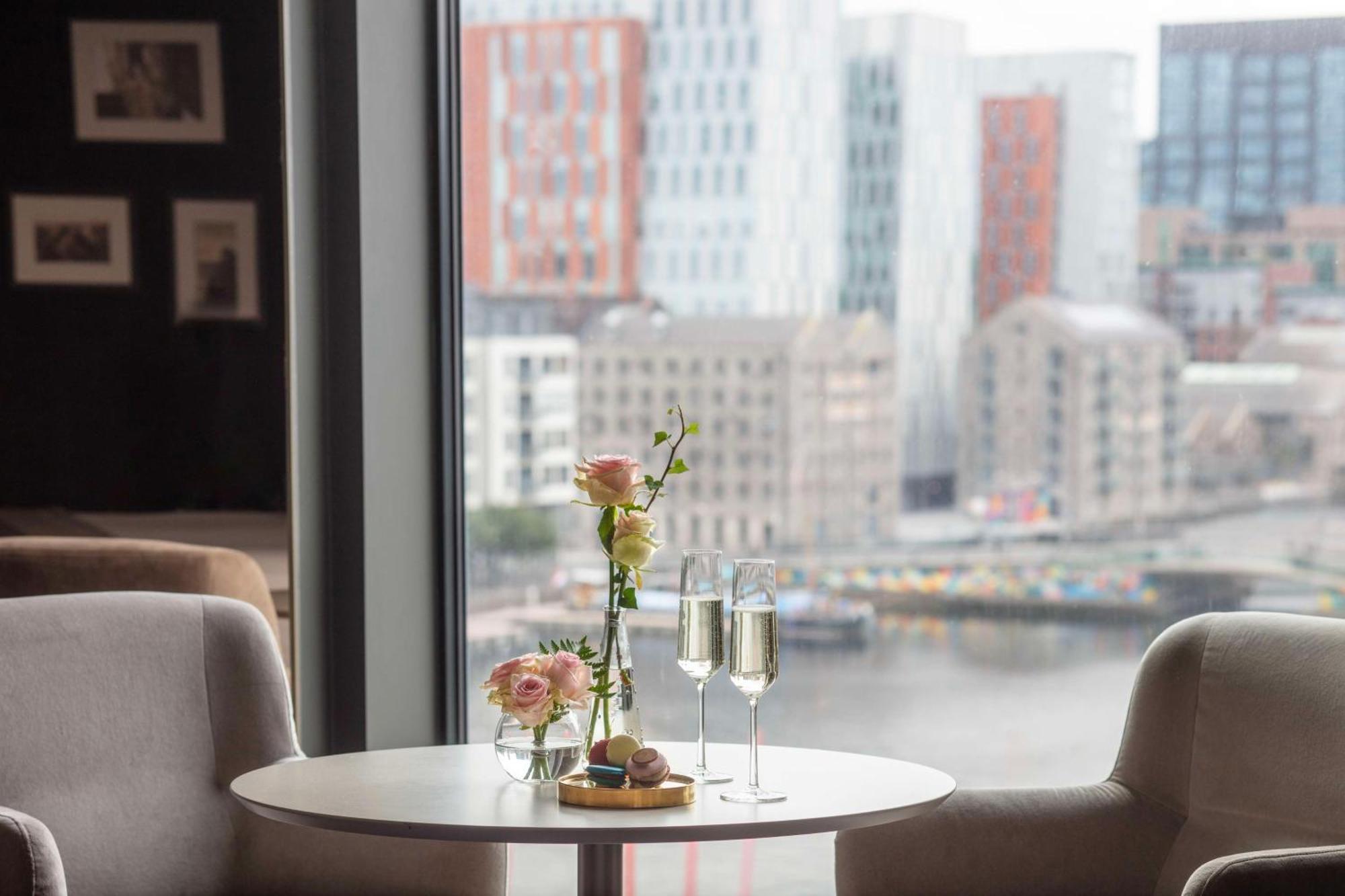 Anantara The Marker Dublin- A Leading Hotel Of The World المظهر الخارجي الصورة View from the hotel